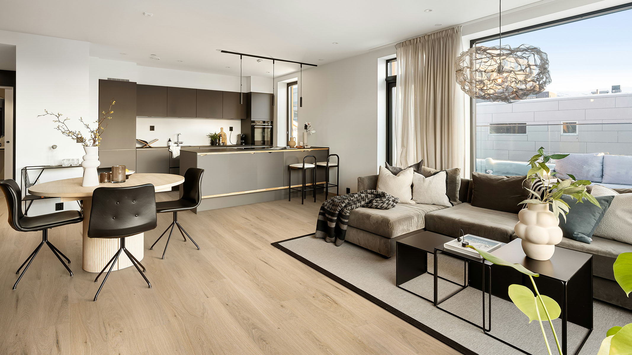 LUXOR MS-009 Rustic Oak